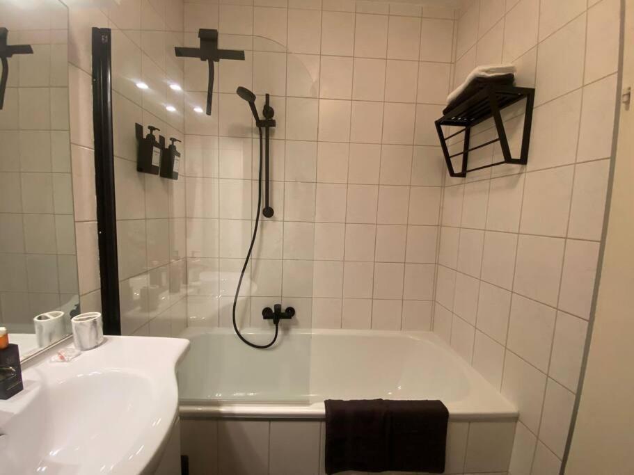Schoene Wohnung In Zentraler Lage 克拉根福 外观 照片